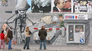 Полша критикува ЕС заради видеоклип за падането на комунизма
