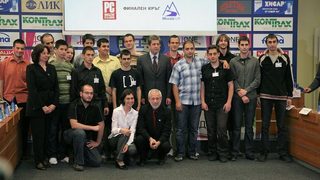 Президентът на Република България Георги Първанов поздрави лично финалистите на националния конкурс по програмиране, организиран от PC Magazine Bulgaria и Мусала Софт