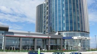 "Eврохолд" прави най-големия автомобилен мол в България