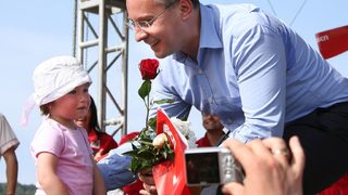 Станишев направи първа копка на кампанията си във Варна