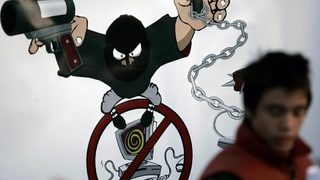 Френският съд отхвърли закон срещу интернет пиратите