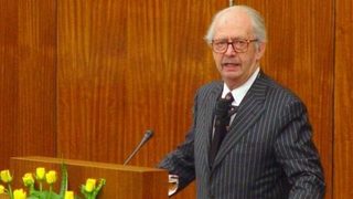 Почина Ралф Дарендорф