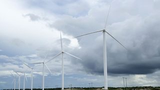 Зелените централи на "<span class="highlight">Enel</span>" са стигнали 4500 мегавата