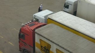 Законови абсурди блокират превозвачи на границата