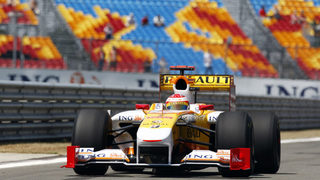 "Рено" се прицели в първата тройка във F1