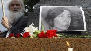 Нобелови лауреати настояват Русия да разкрие убийците на Естемирова