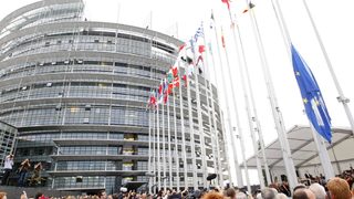 В ЕП вече има политическа група на консерваторите и реформистите