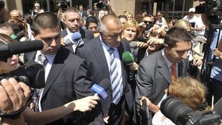 Забавени договори рискуват милиони от еврофондовете