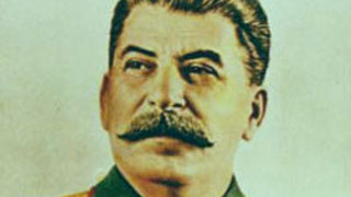Руснаците все още приравняват Сталин с родината