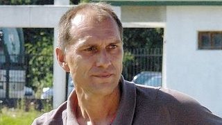"Локомотив" (Пловдив) се раздели с треньора си