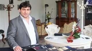 "Топ мен" изгражда верига от франчайз ателиета в страната