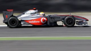 <span class="highlight">Santander</span> ще спонсорира "Макларън" и "Ферари" през 2010 г.