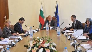 В декларациите на министрите за конфликт на интереси липсват данни за бизнес партньори