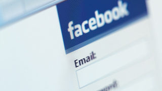 Facebook създаде индекс на щастието