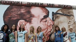 Здравей, пиша ти от Берлин...20 години по-късно