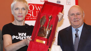 Ани Ленъкс стана "Жена на мира 2009"