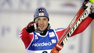 Австриец спечели първия слалом за сезона