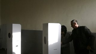 Над 45% активност беляза местните избори в Косово