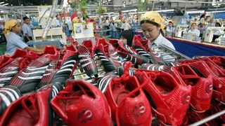 Adidas ще продава на третия свят маратонки от 1 евро