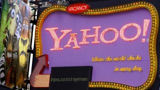 Yahoo затваря за празниците