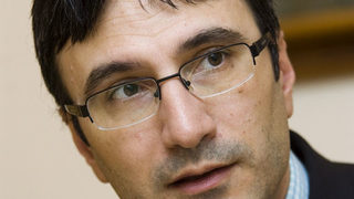 Енергийният холдинг ще избира инвестиционни посредници за излизането на борсата