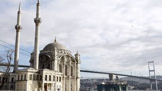 Истанбул и Ванкувър са сред градовете на годината