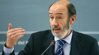 Задържани са четирима предполагаеми членове на <span class="highlight">ЕТА</span>