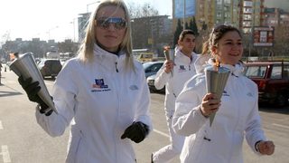 Тотото започна обиколка на "олимпийски огън"