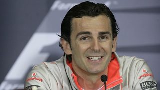"Заубер" подписа с тест пилота на "Макларън"