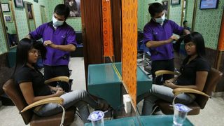 Дебат в Индонезия - забранява ли Коранът фризьорството?