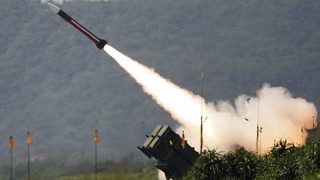 Оръжейни доставки за Тайван скараха Китай и САЩ