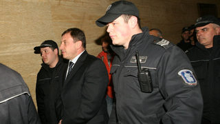 Обвинението срещу "Октопод" забърка такситата 1280, "Кремиковци" и секс-клубове