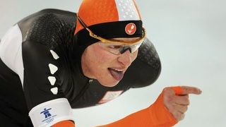 Свен Крамер взе златото на 5000 м бързо пързаляне с кънки