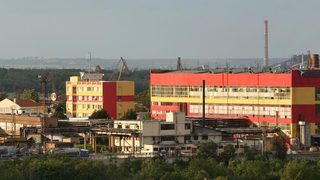 Големите акционери в "Оргахим" готвят оферта за акциите на малките