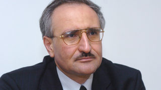 СДС: оставихме врата за навлизане на <span class="highlight">ГМО</span> в България