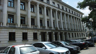 Само две заграждения пред институции в София са поставени законно