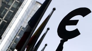За 2 месеца Гърция трябва да намери 16 млрд. евро