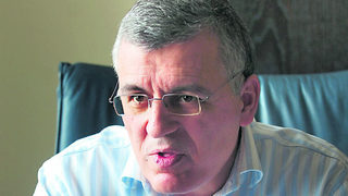 <span class="highlight">Красимир</span> <span class="highlight">Ангарски</span>: Нужна е конкретна програма, а не набор от единични мерки