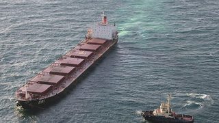 Австралия може да ограничи корабоплаването във водите си