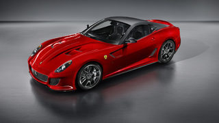 "Ферари" разкри новия си модел 599 GTO