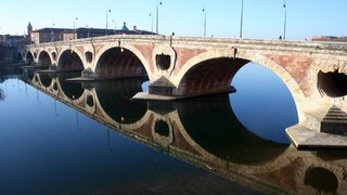 Какво е да си студент в чужбина: Университетът "Льо Мирай" в Тулуза, Франция