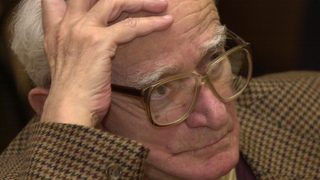 Валери Петров навършва днес 90 години