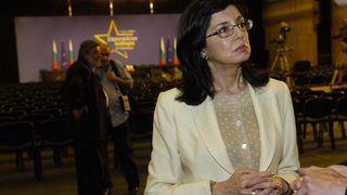 "Трансперънси интернешънъл" разкритикува назначението на Кунева в борда на френска банка