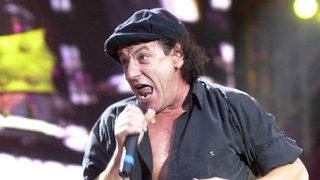 AC/DC свирят тази вечер в София