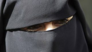 Пакистански терорист заплаши Белгия заради забраната на бурките