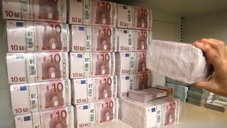 Още една фармацевтична компания изтегля продуктите си от Гърция