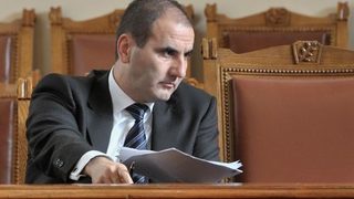 Цветанов отчете резултатите от акции последните месеци, свързани с акцизни стоки