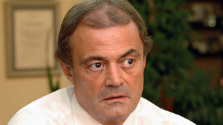 Кметът на Варна е обявил за 2009 г. покупка на дрехи за 7 хил. лв.