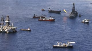 BP циментира петролния кладенец в Мексиканския залив