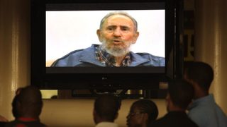 Фидел Кастро предупреди в интервю за възможна война на САЩ срещу Иран